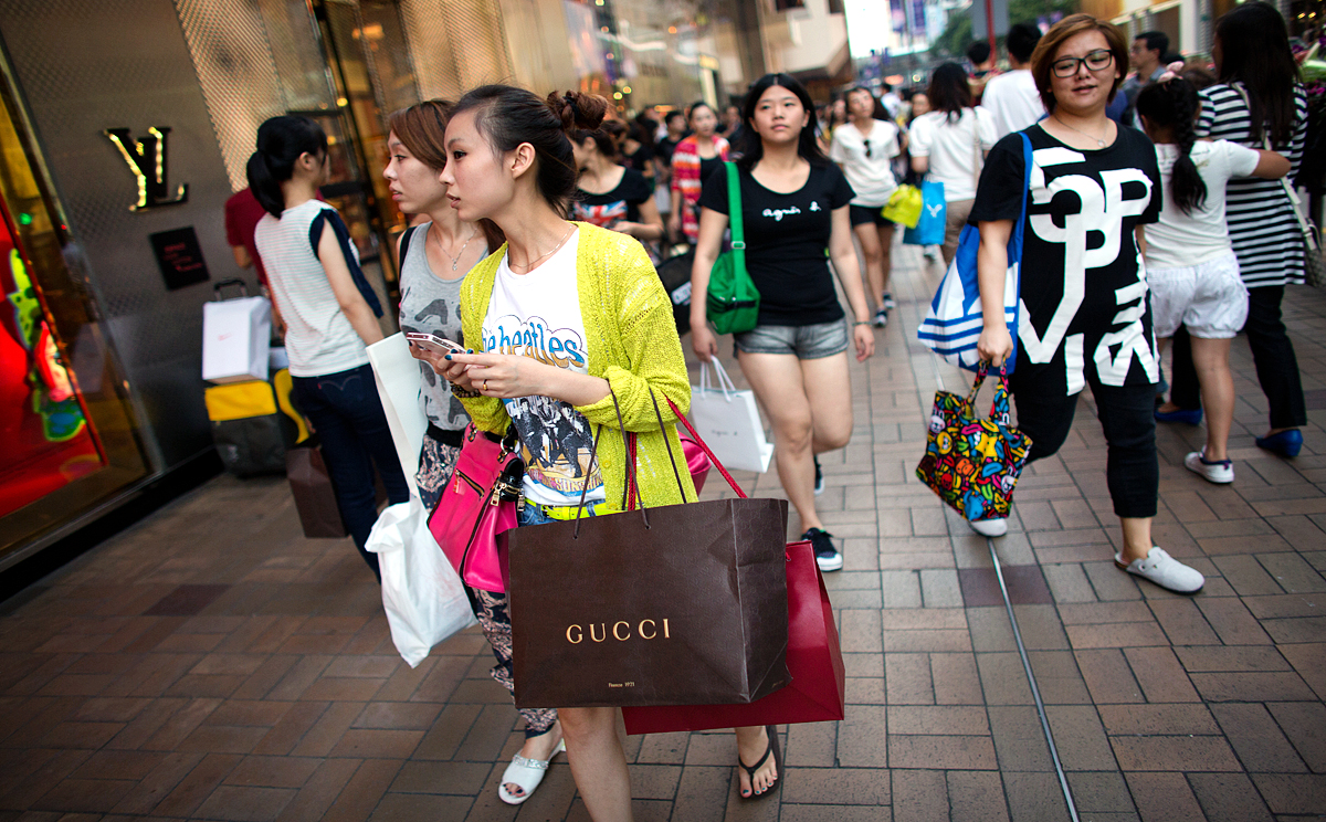 Хятад залуус